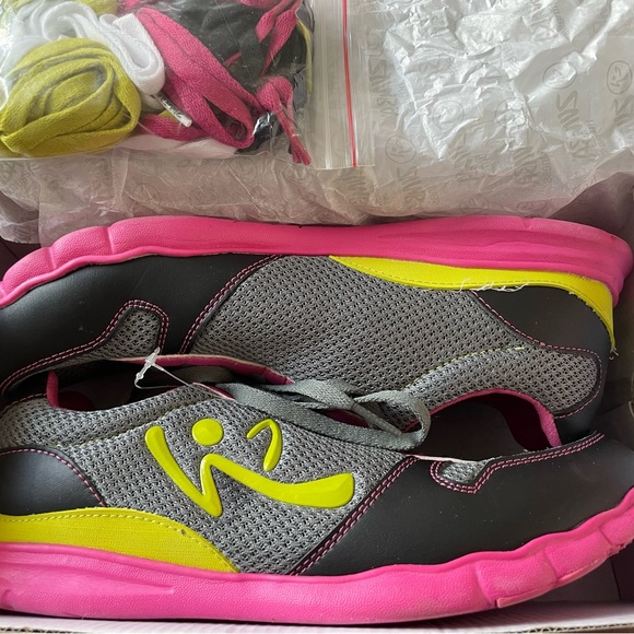 Zumba Fitness grey and pink sneakers 10W with extra laces - Picture 1 of 5
